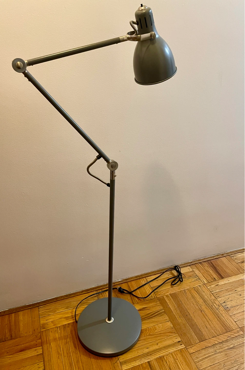 floor lamp