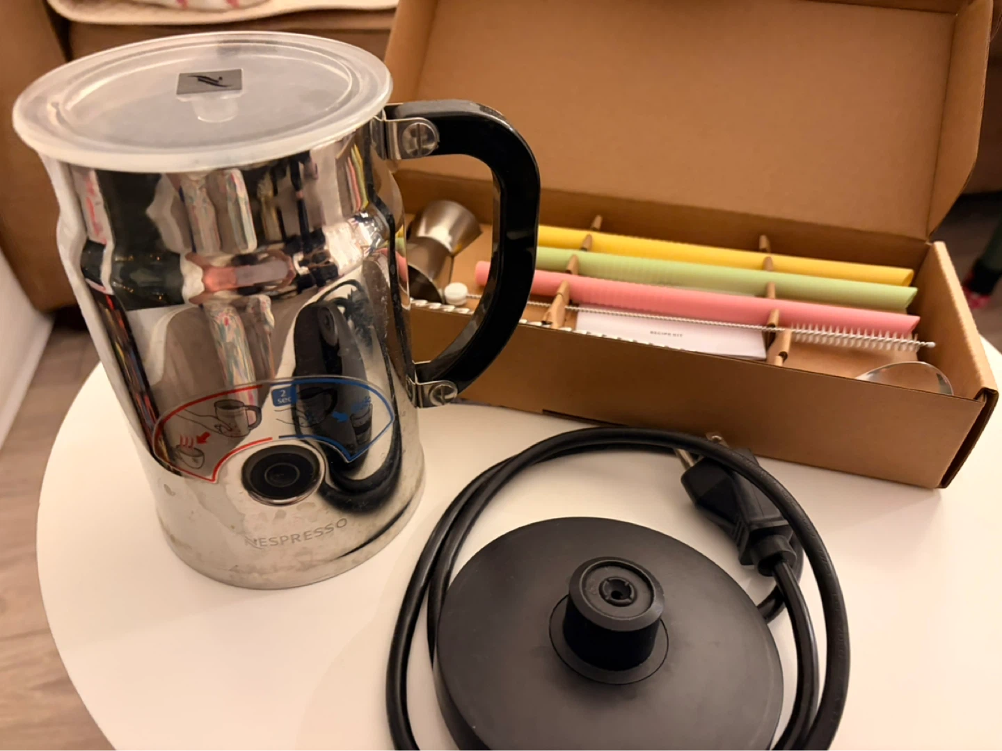 Pick up: Nespresso Milk Frother with Accessories - photo 2