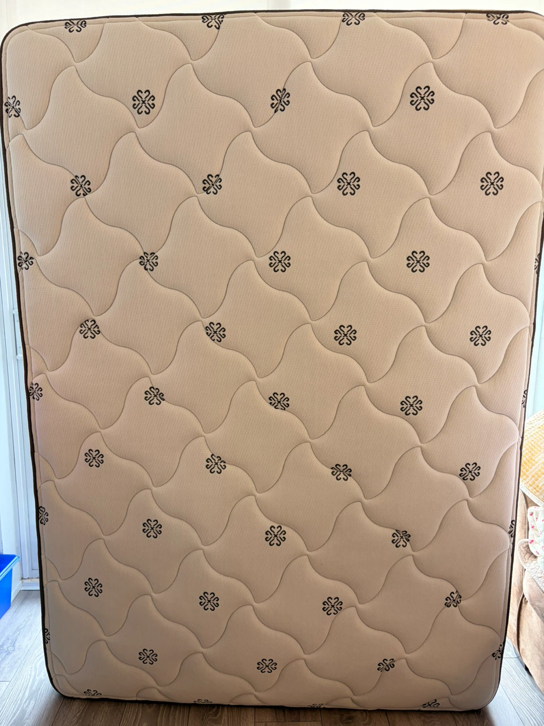 Pick up: Double size Mattress with a cover and a box spring - photo 2