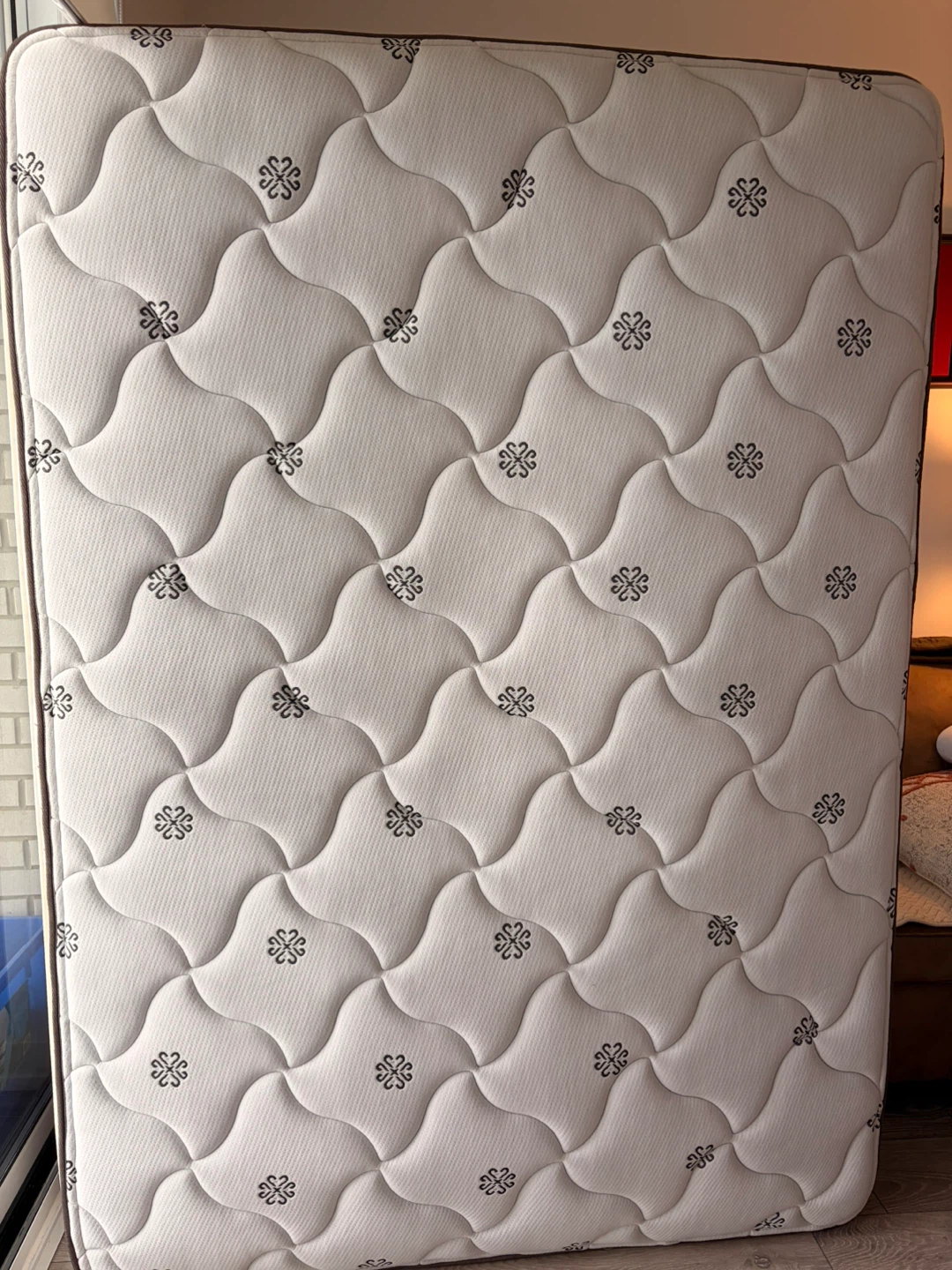 Pick up: Double size Mattress with a cover and a box spring