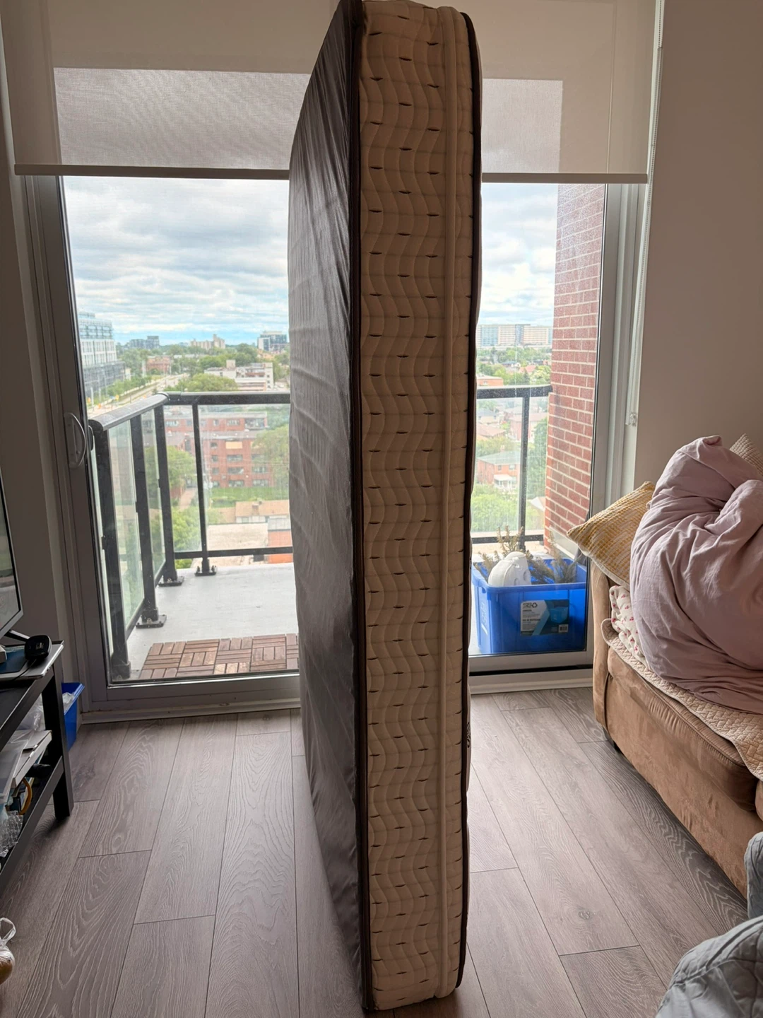 Pick up: Double size Mattress with a cover and a box spring - photo 3
