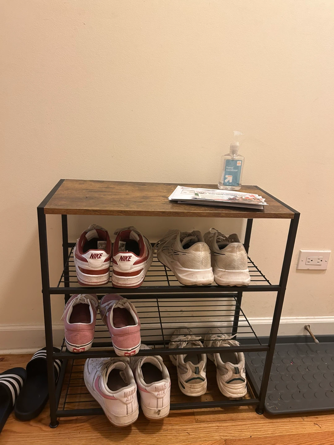 Shoe rack