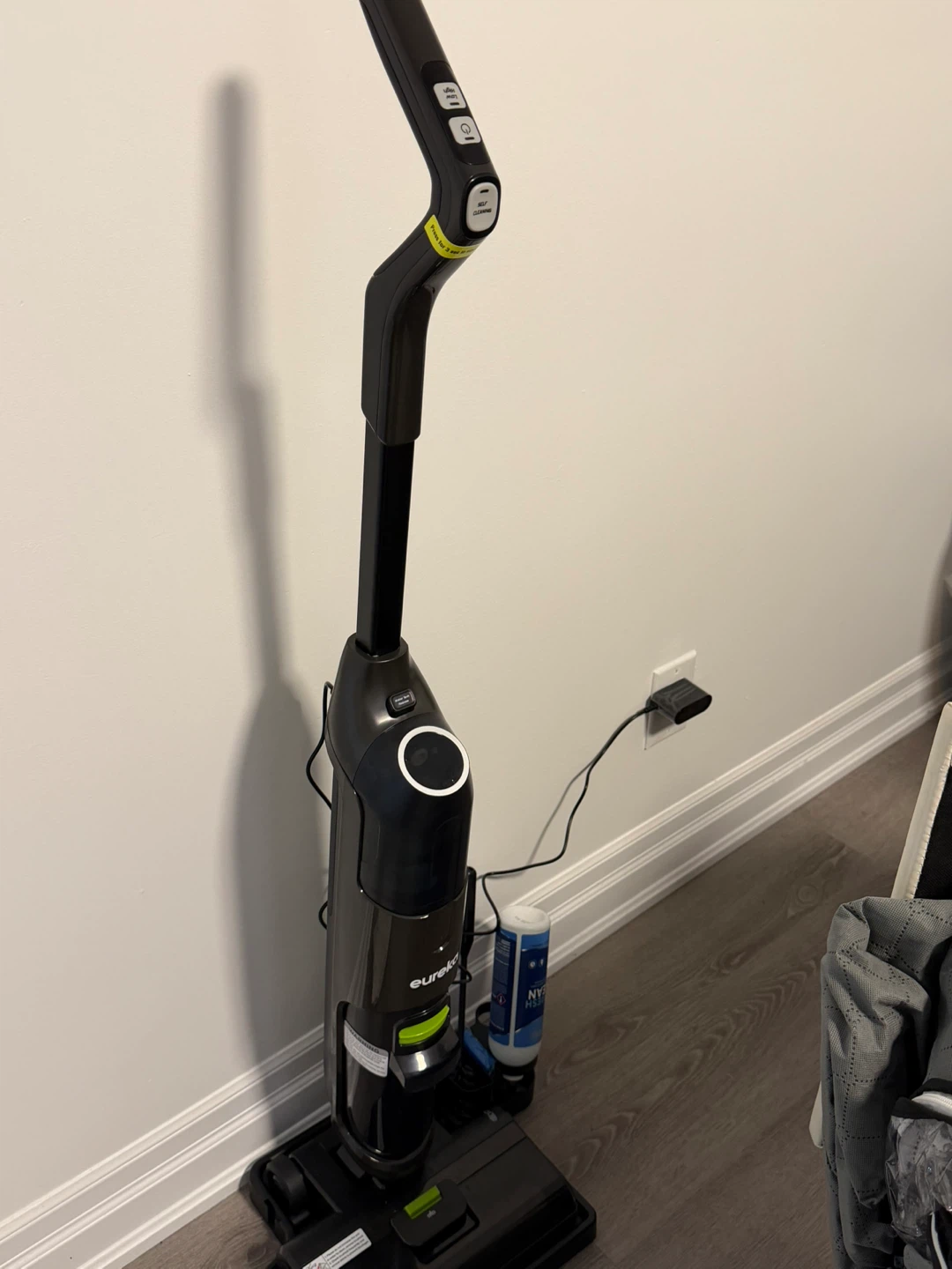 Eureka Cordless Vacuum Cleaner
