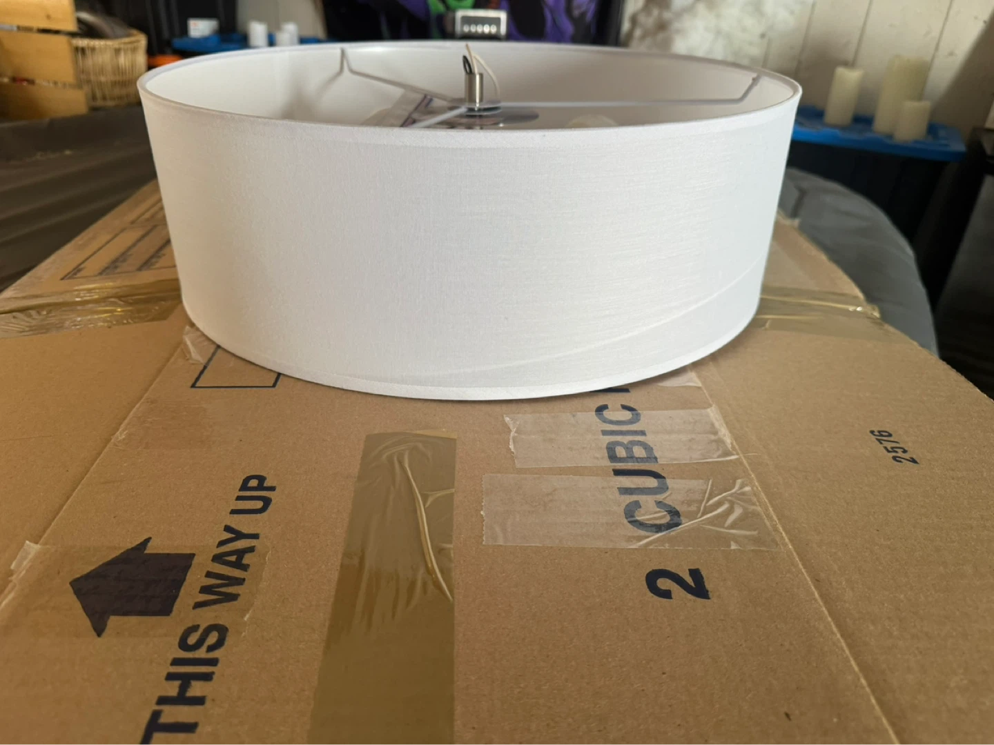 ⚽️ White Drum Lamp Shade with Decorative Metal Cage - photo 2