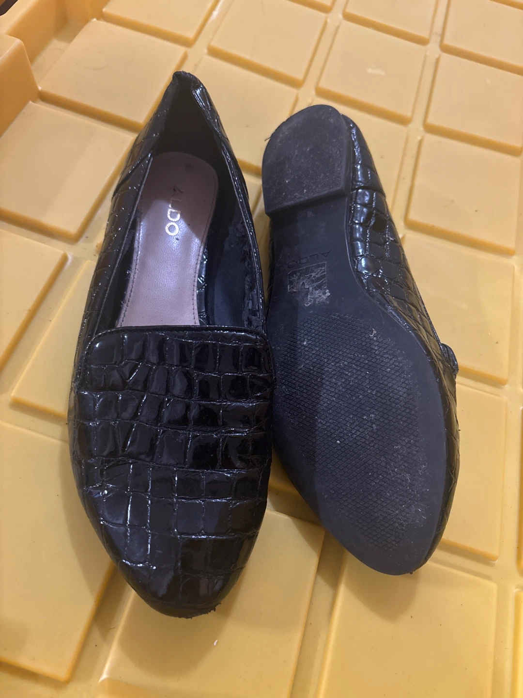 ⚽ ALDO Black Croc Embossed Loafer Flats - photo 2