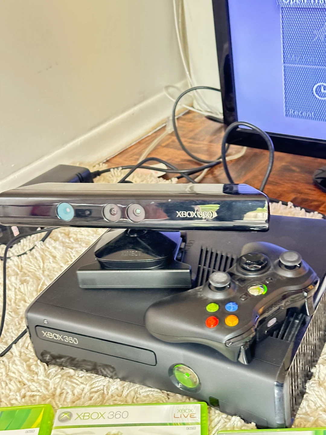 Xbox 360 Console Bundle with Kinect and Games - photo 5
