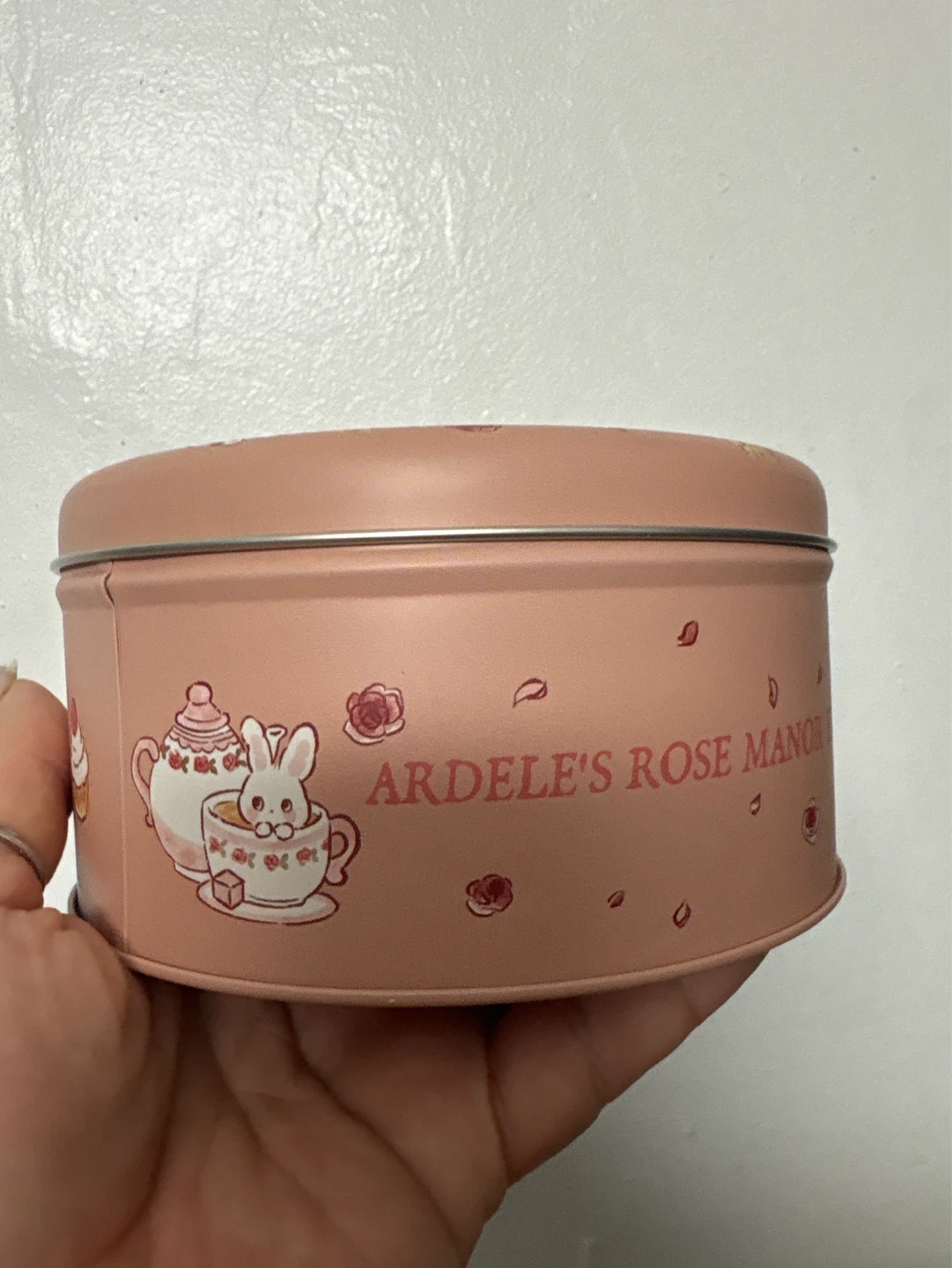 ⚽️Ardele's Rose Manor Round Tin New - photo 3