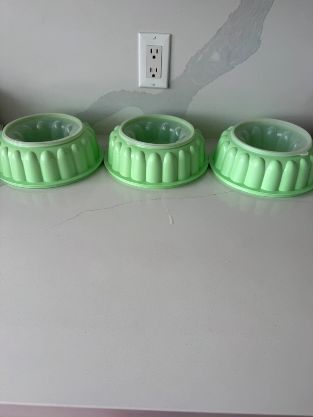 Tupperware Gelatin Molds ⚽️ - photo 5