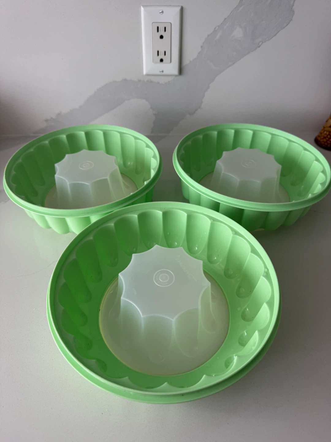 Tupperware Gelatin Molds ⚽️