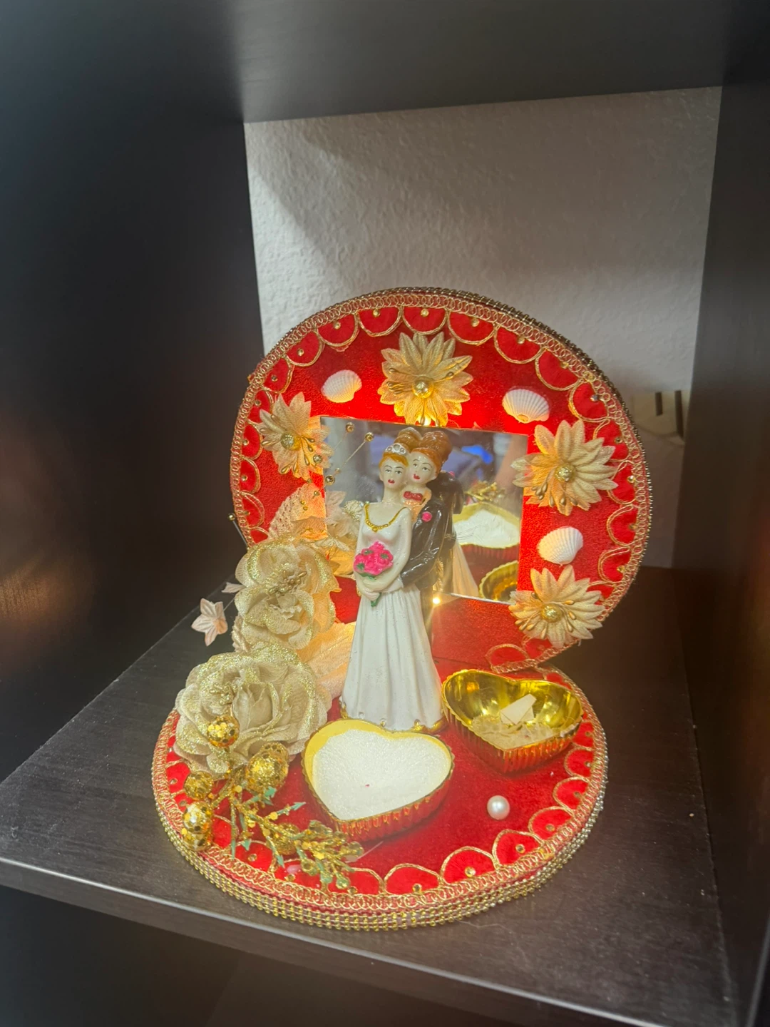 Engagement ring platter