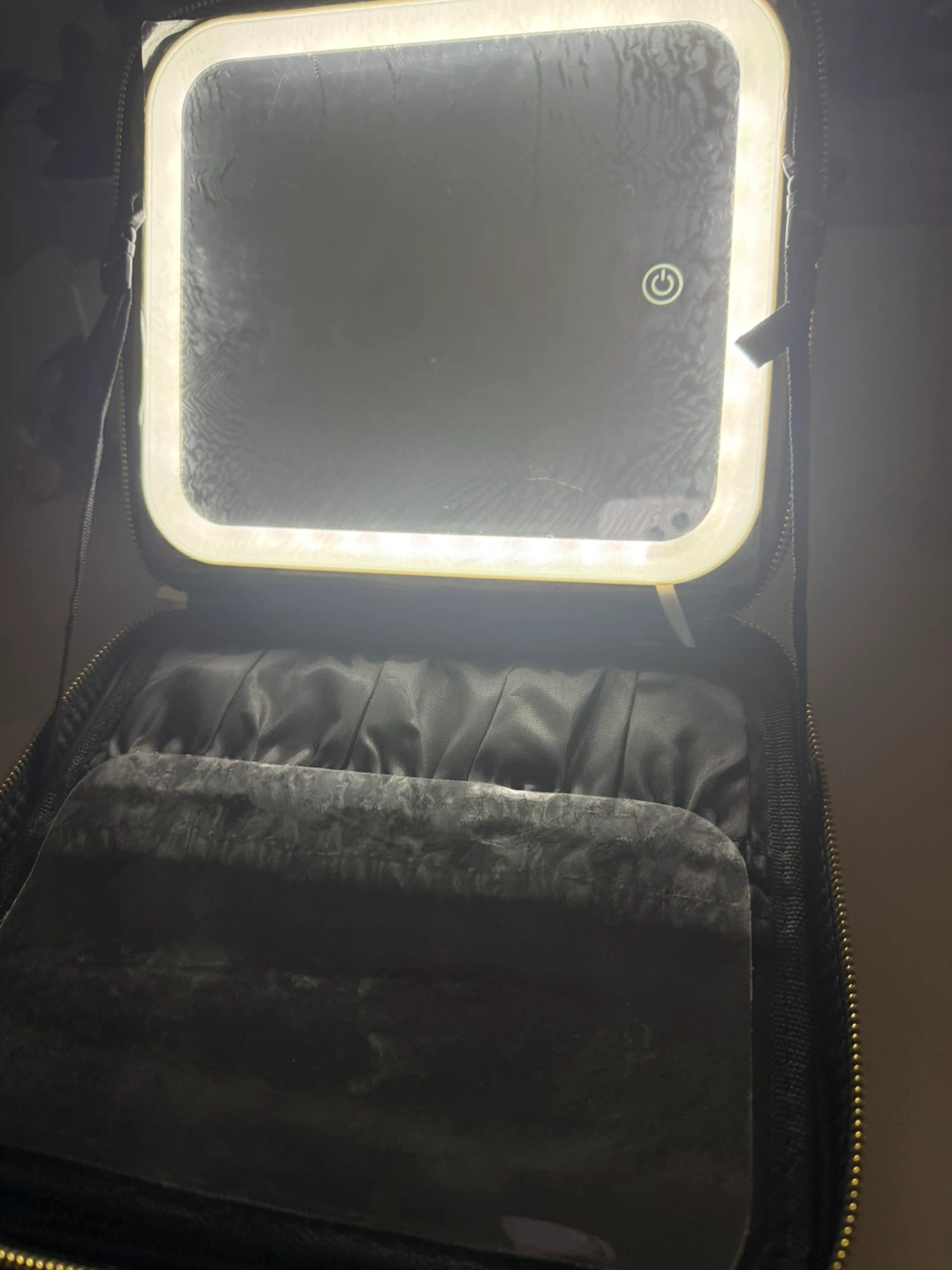 Seoneiro LED Fill Light Mirror Cosmetic Bag - photo 2