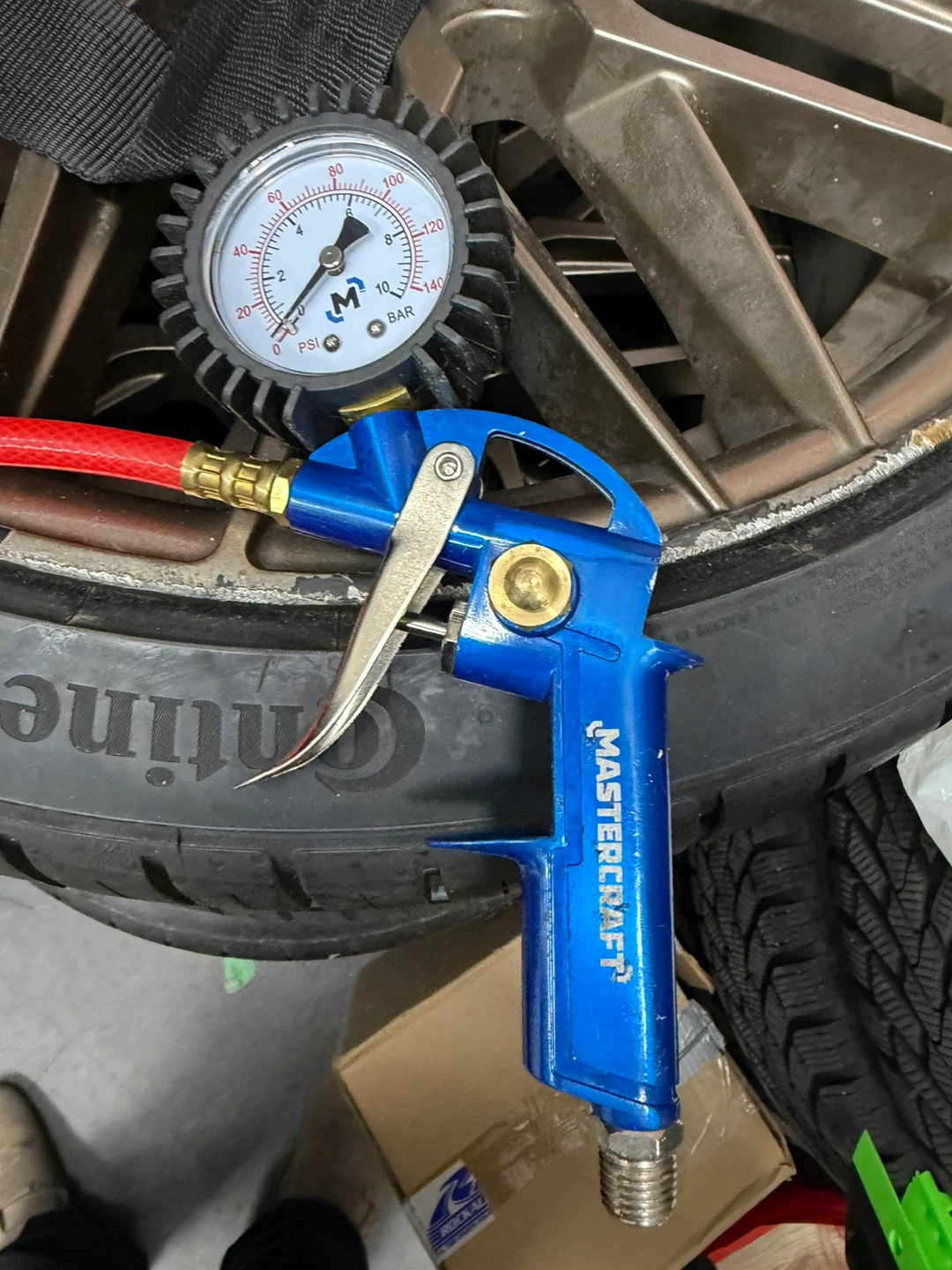 Mastercraft Tire Inflator with Gauge