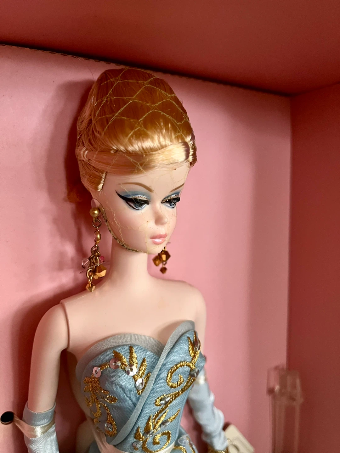 Barbie Fashion Model Collection Tribute 2010 Doll