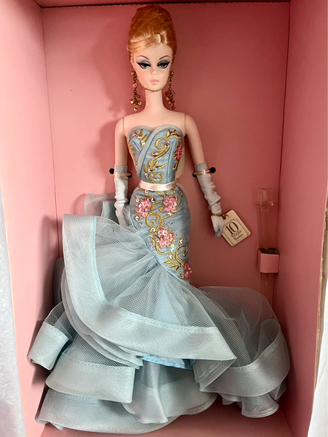 Barbie Fashion Model Collection Tribute 2010 Doll - photo 5