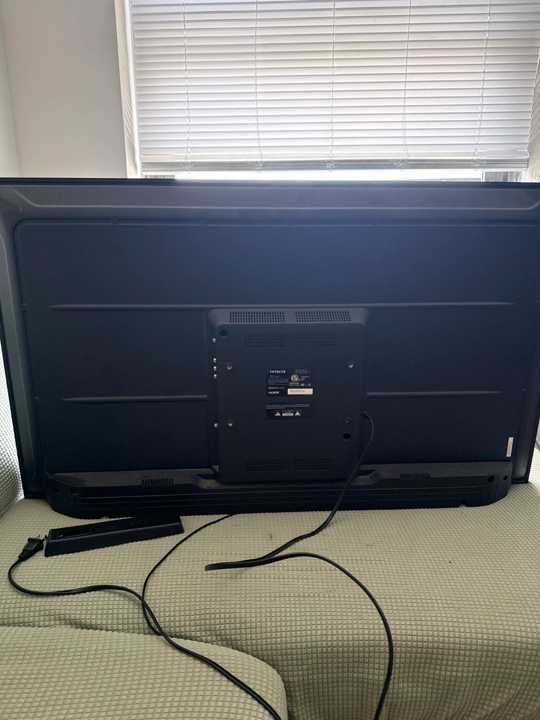 Hitachi 43” LED Smart TV - photo 2