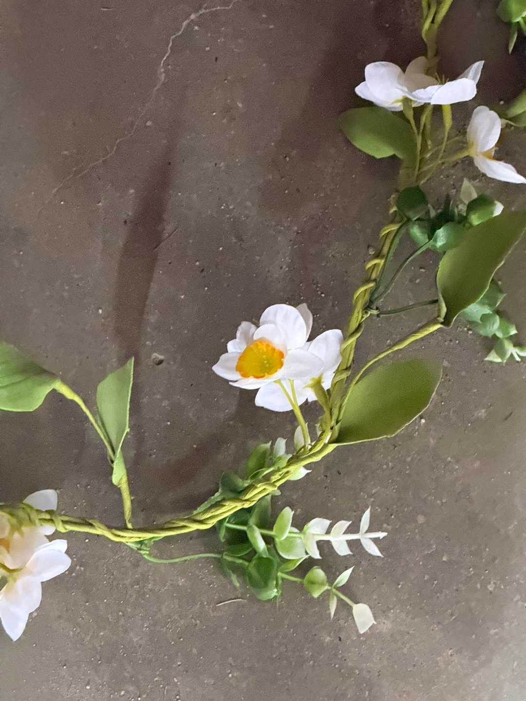 Artifical flower garland with white flowers ⚽️ - photo 2