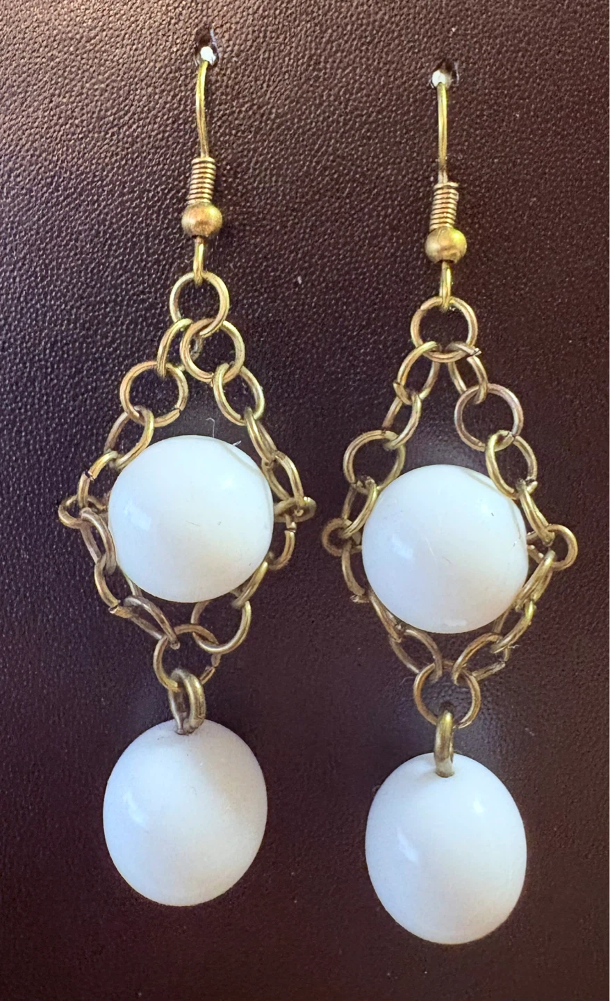 ⚽ Handmade White Beaded Earrings and Necklace Set - photo 2