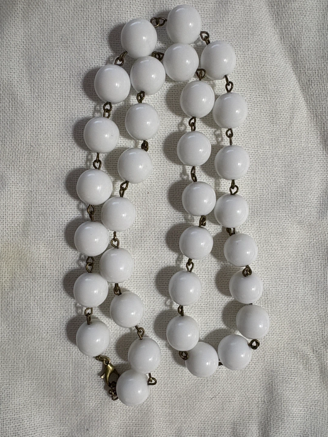 ⚽ Handmade White Beaded Earrings and Necklace Set