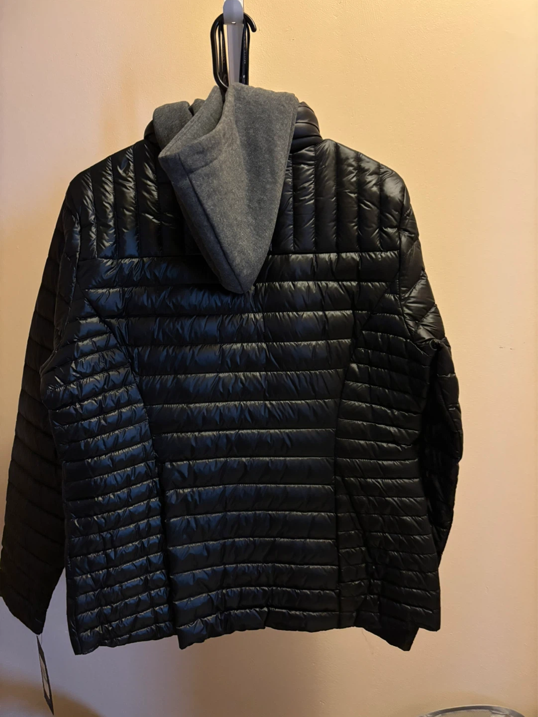 Tommy Hilfiger Puffer Jacket with Hood - Black - Size L - photo 5