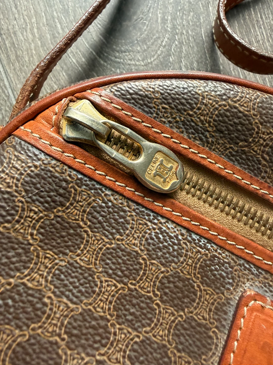 Celine Paris Monogram Crossbody Bag - photo 3