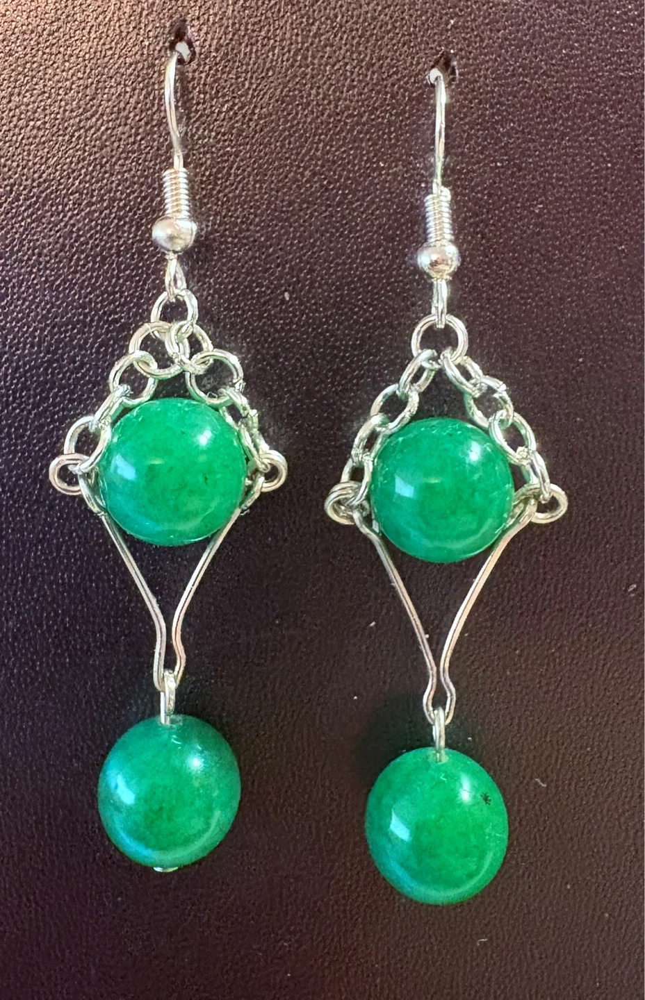 ⚽ Green Beaded Dangle Earrings - photo 2