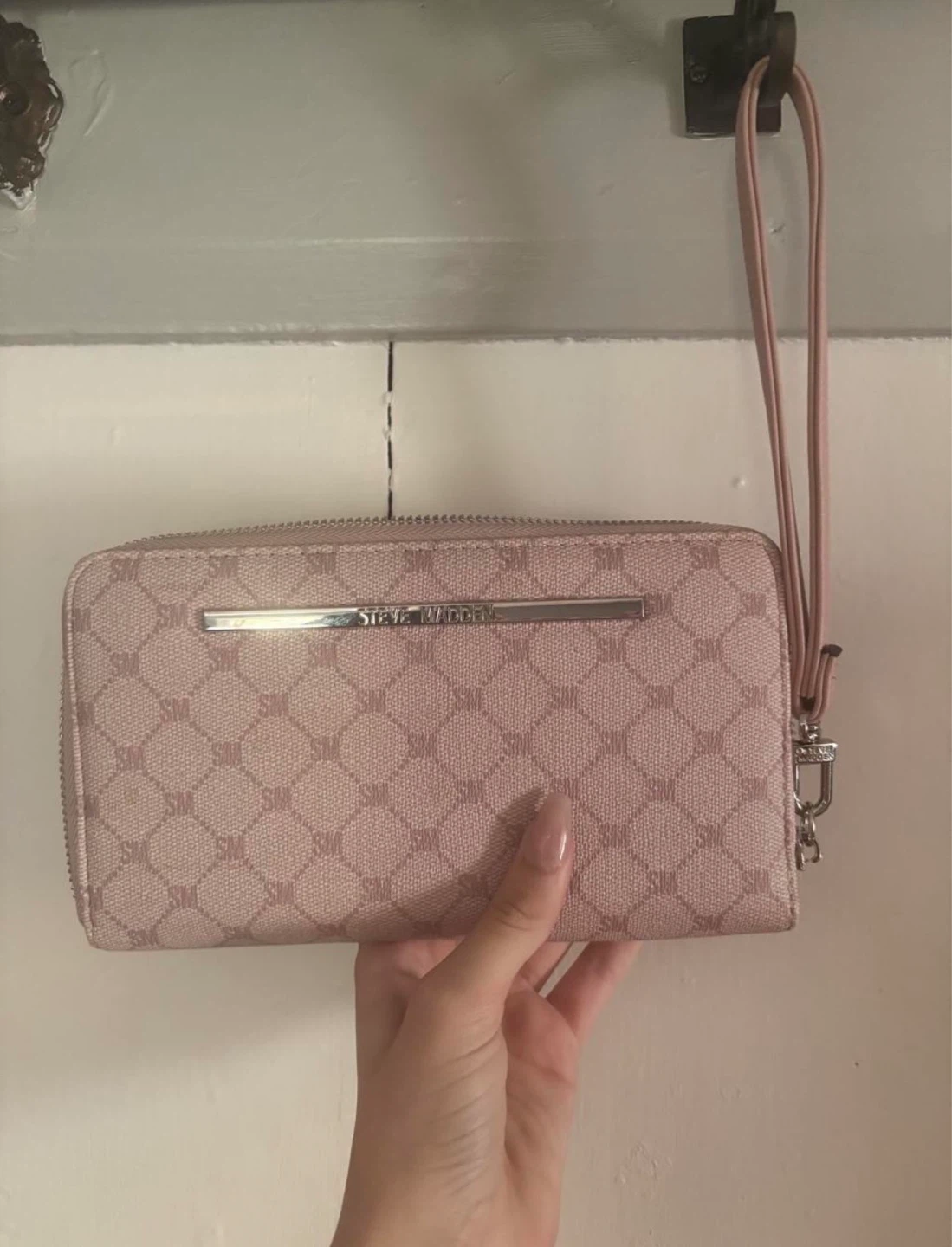 Steve Madden Pink Wallet
