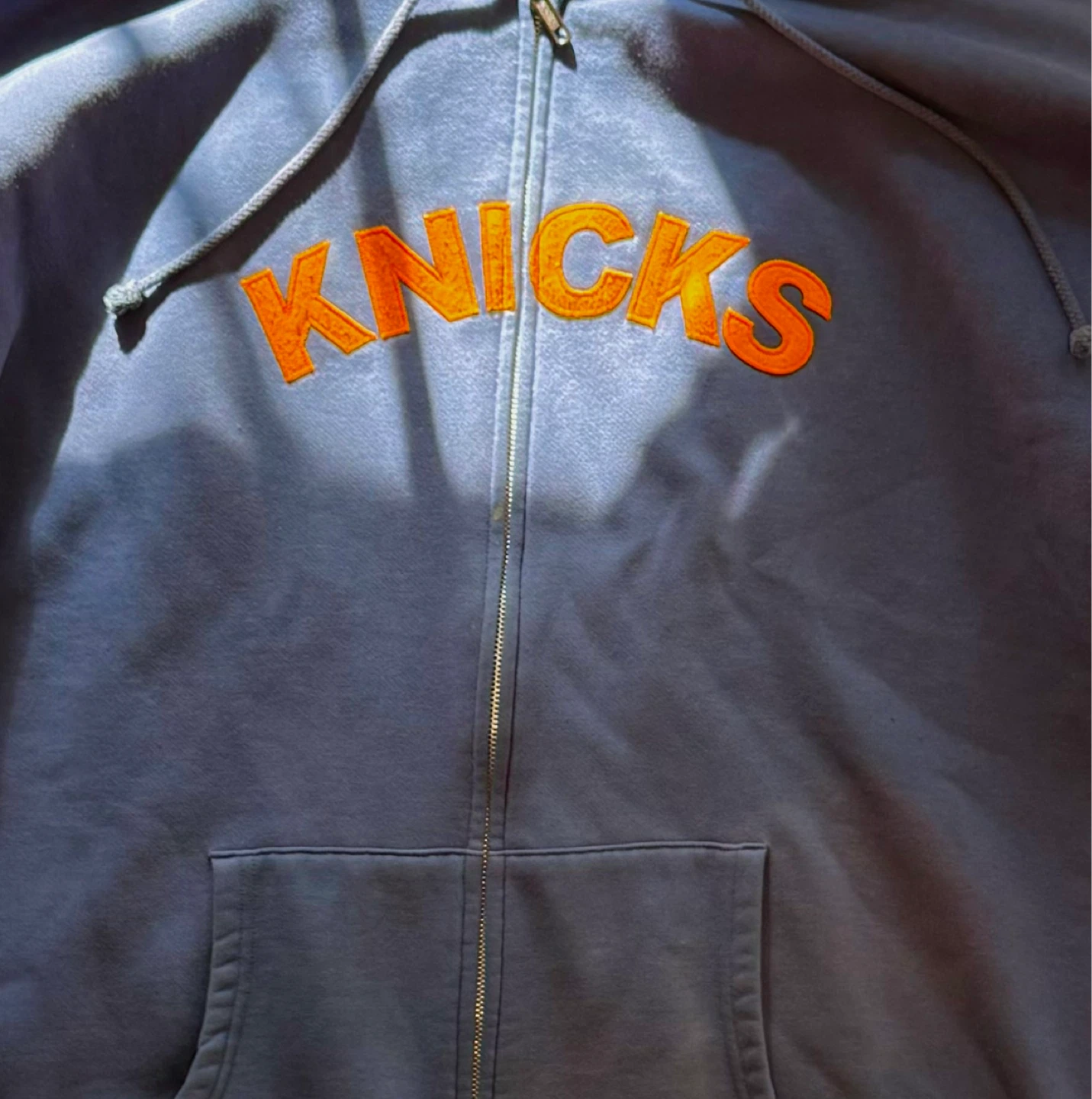 New York Knicks Vintage Moonlight Graham Hoodie Mens Size XL - photo 2