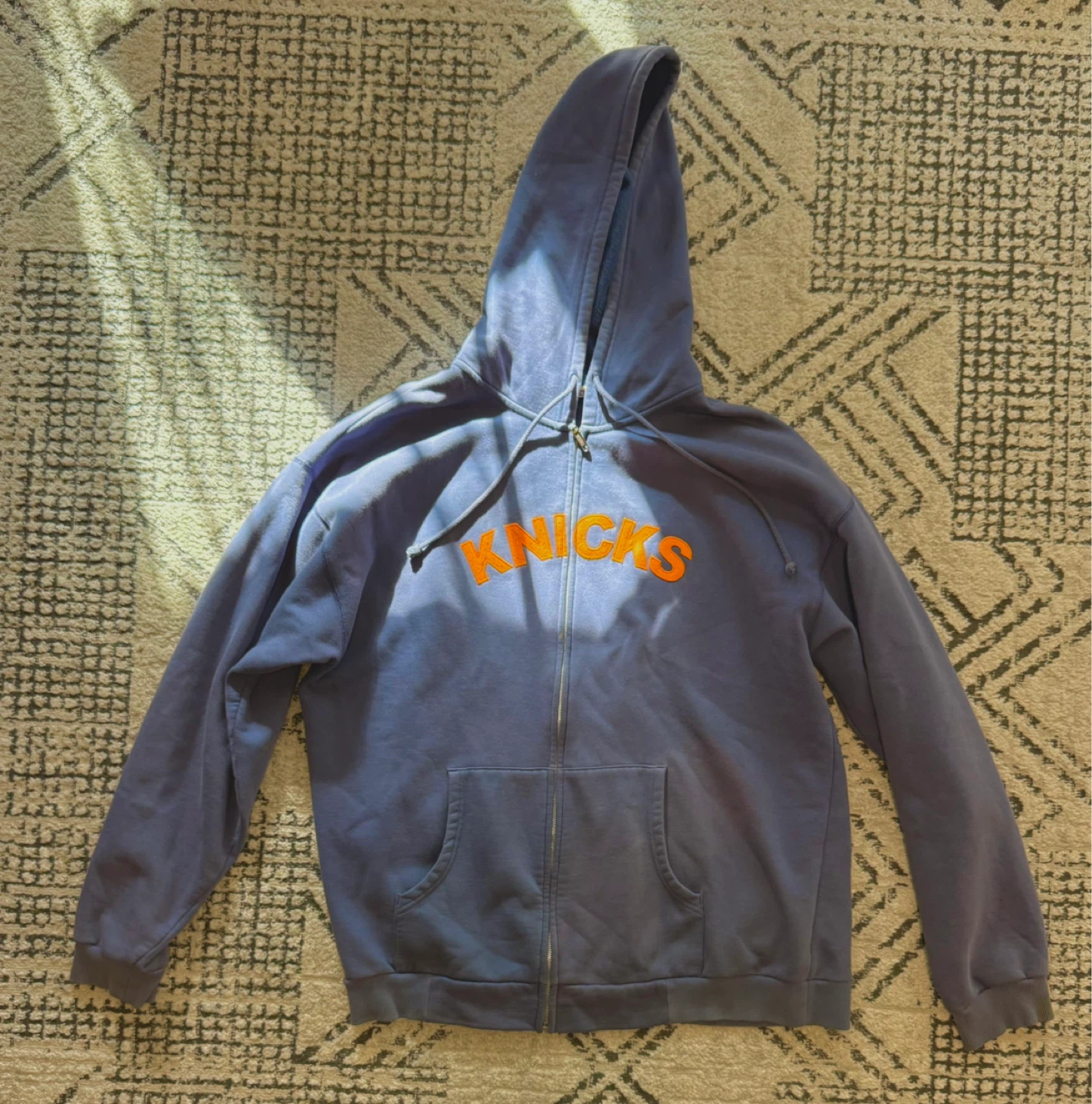 New York Knicks Vintage Moonlight Graham Hoodie Mens Size XL - photo 3