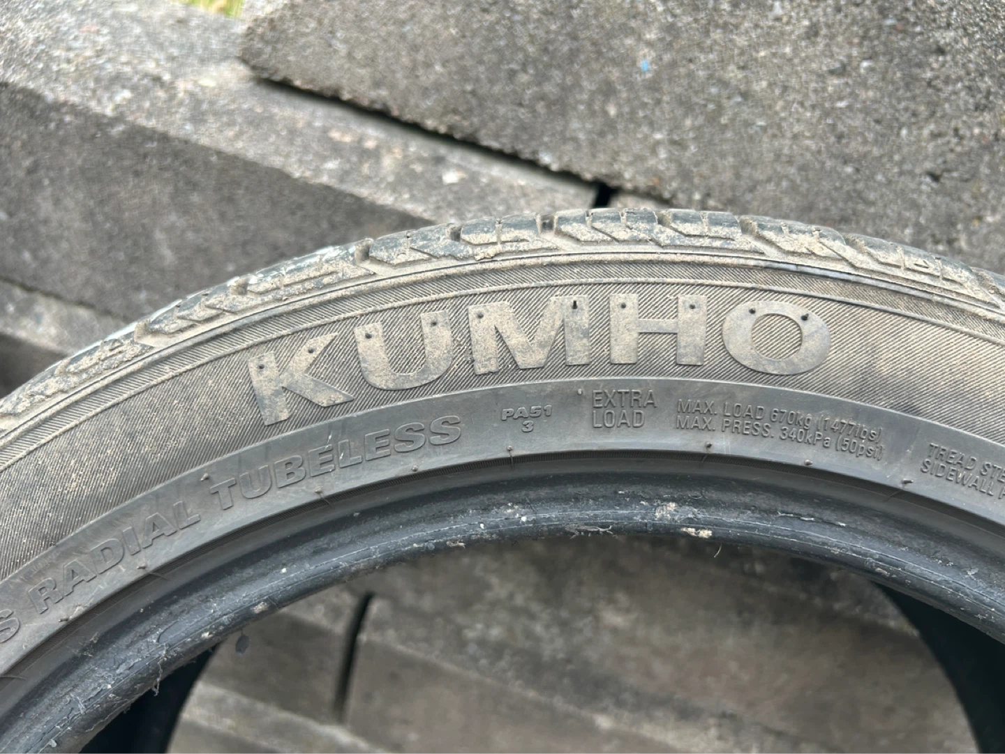Set of 4 Kumho Tires 225/45 ZR17 94W - photo 5