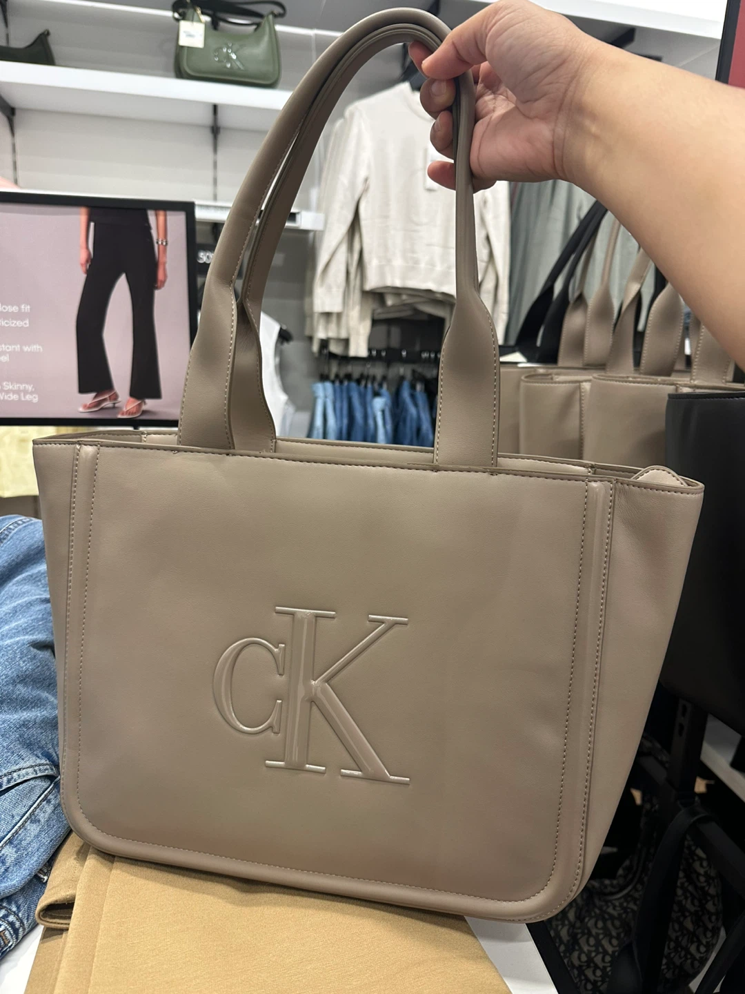 Calvin Klein Tote Bag ⚽️