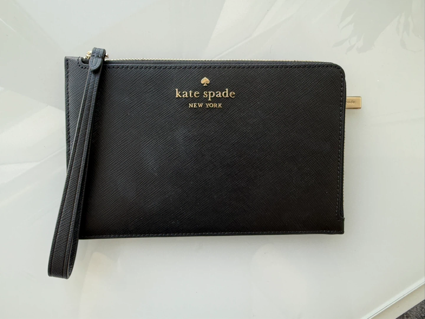 ⚽️Kate Spade Wristlet Card holder