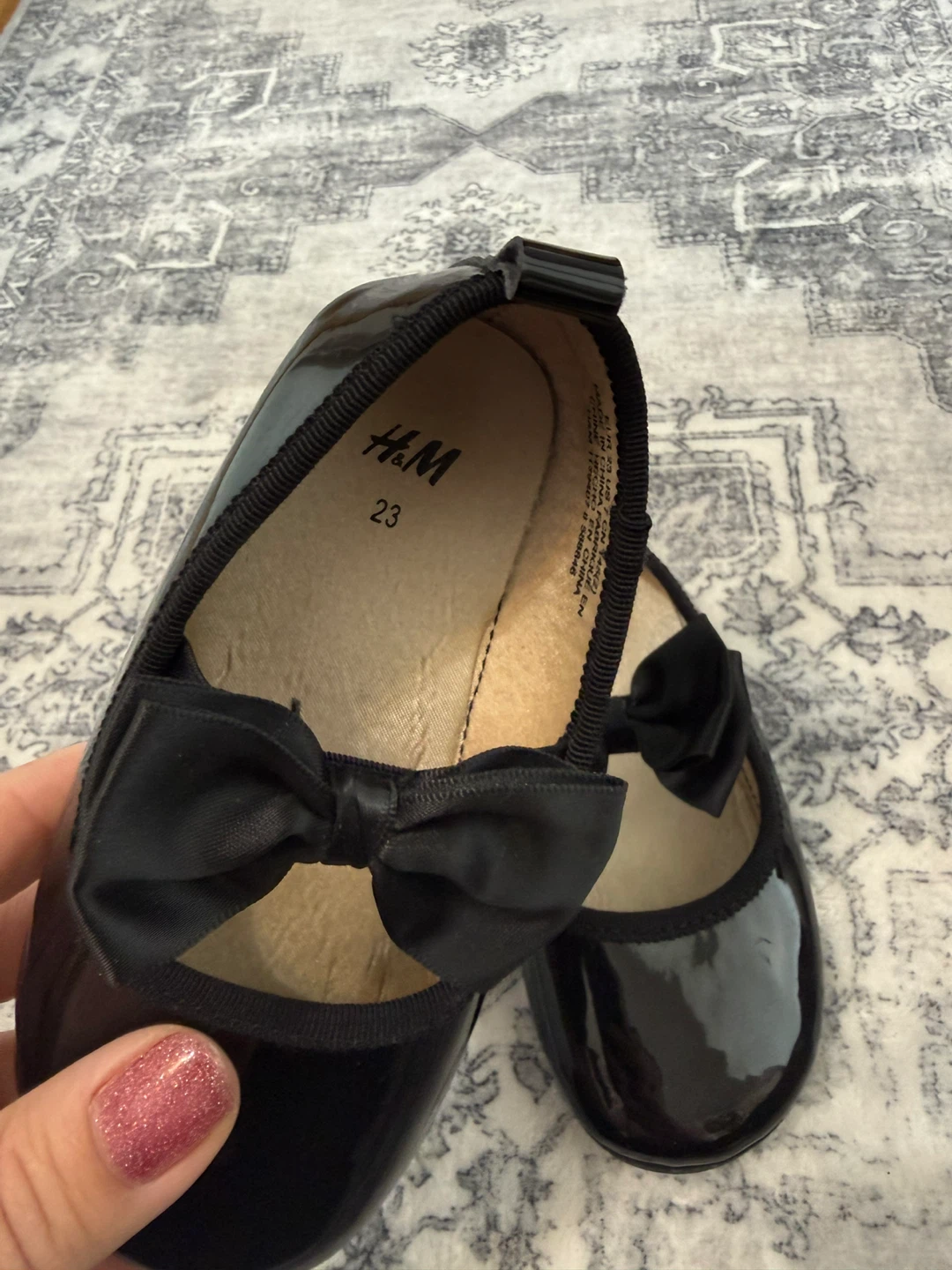 H&M Black Patent Bow Flats - Size 23 - photo 2