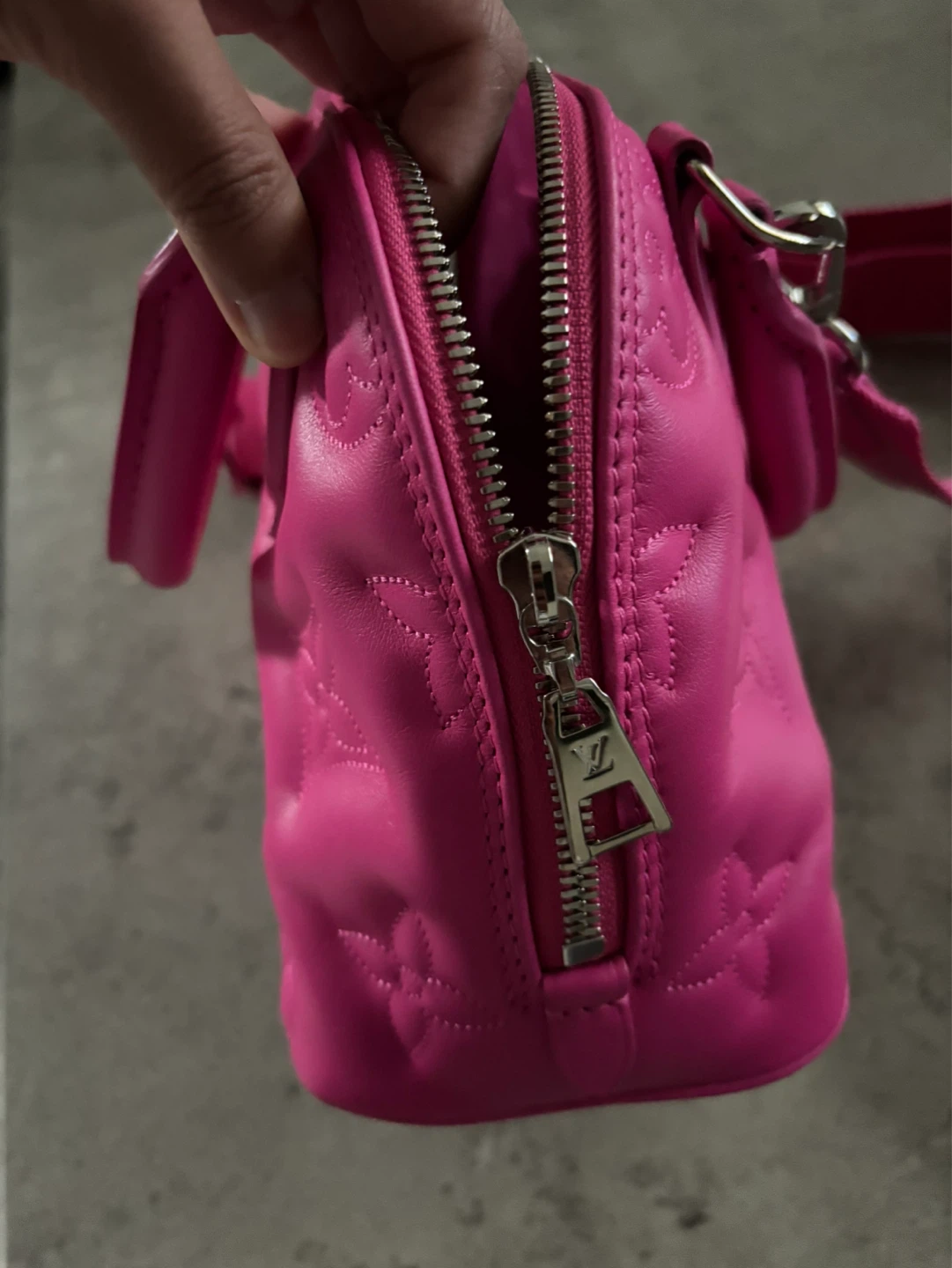 Louis Vuitton Pink Monogram Speedy Bag - photo 2