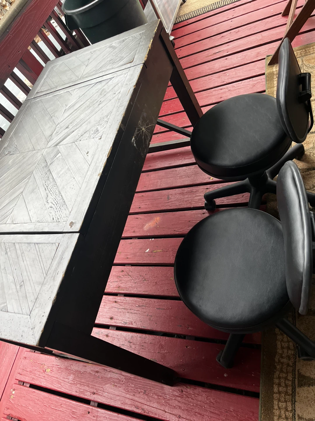 Lift Top Coffee Table with 2 Stools