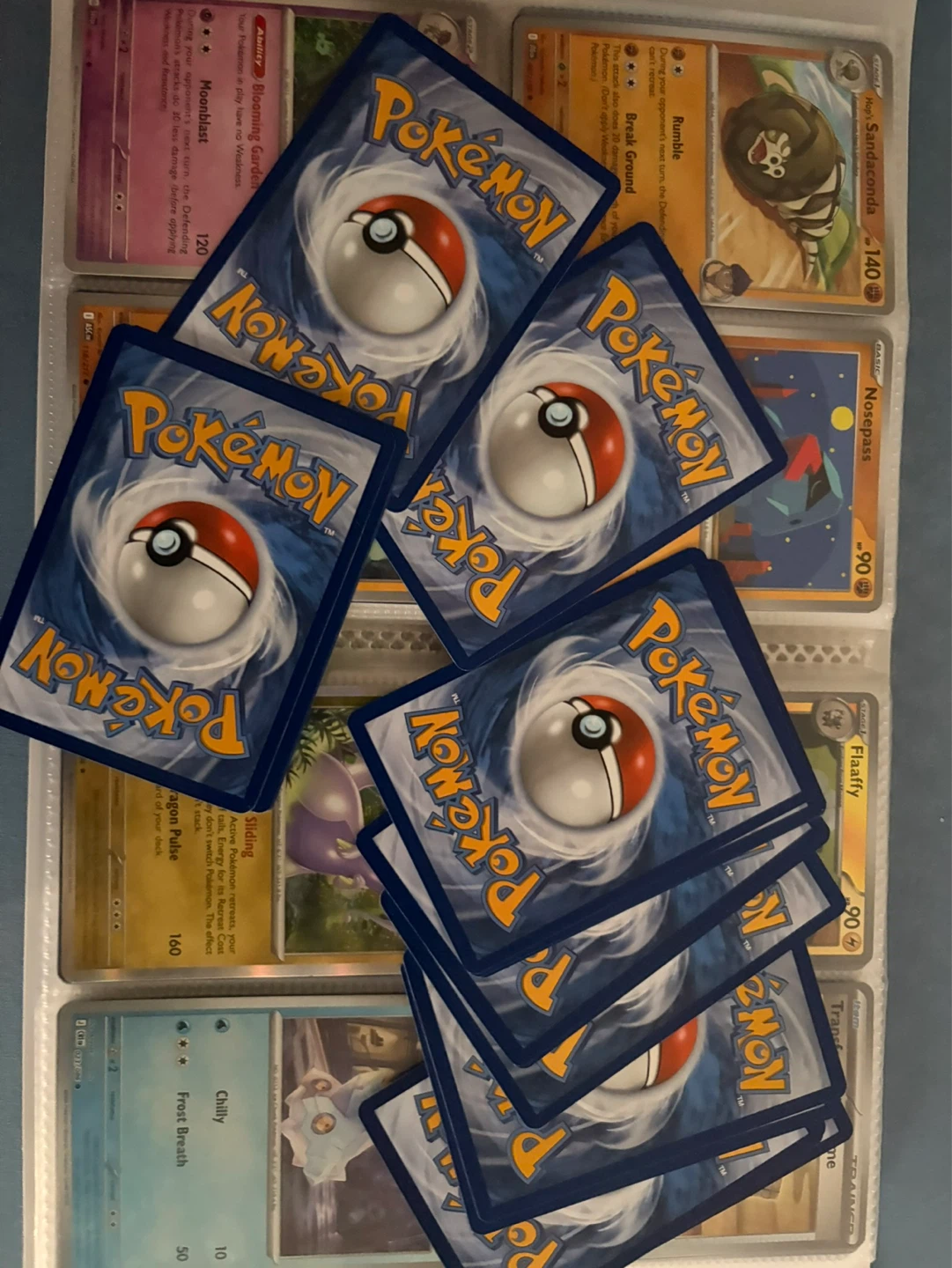 Pokemon TCG Breakthrough Trading Card Binder - photo 4