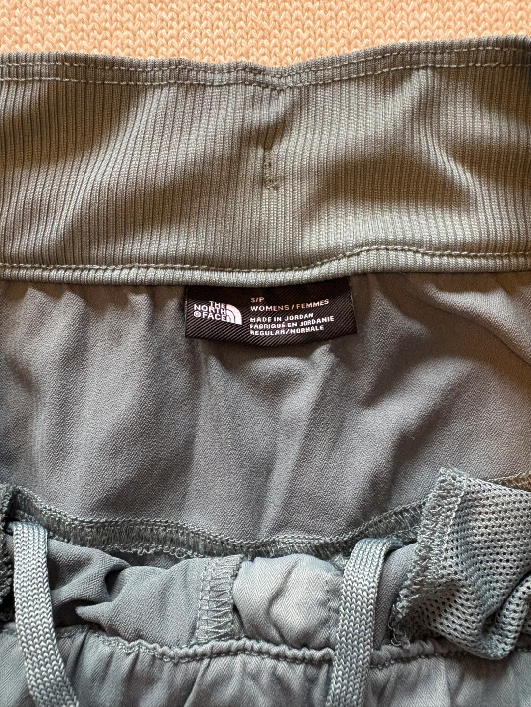 ✨✨The North Face Women's Joggers Size S - photo 2