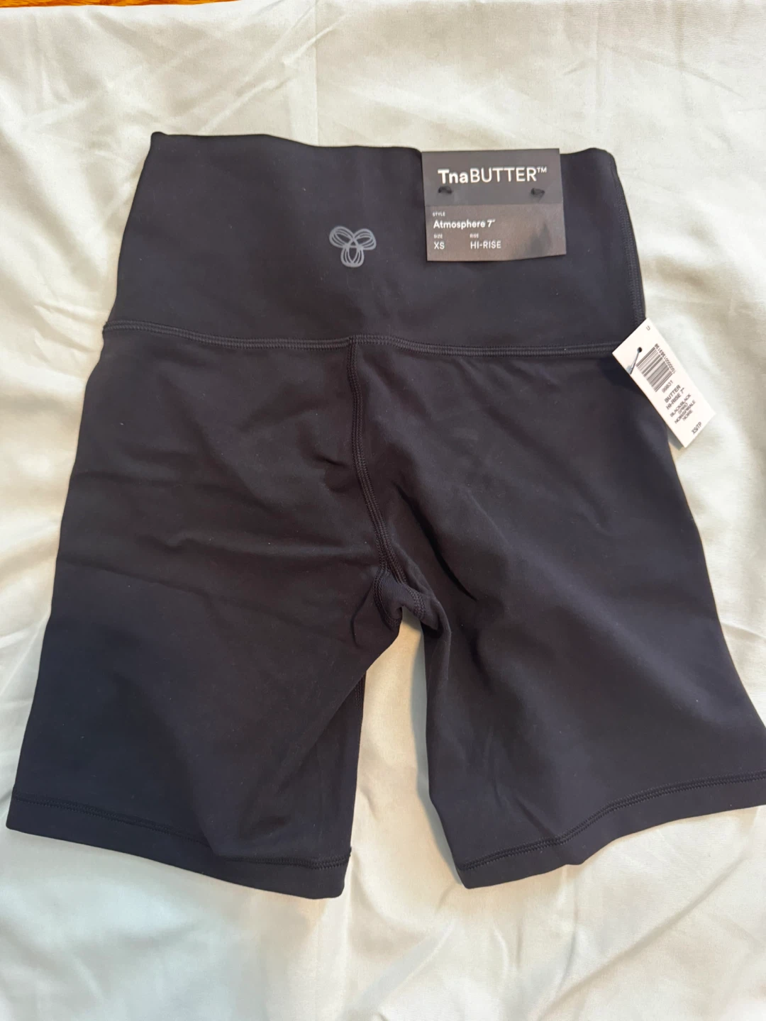 Aritzia butter 7” biker shorts - photo 3