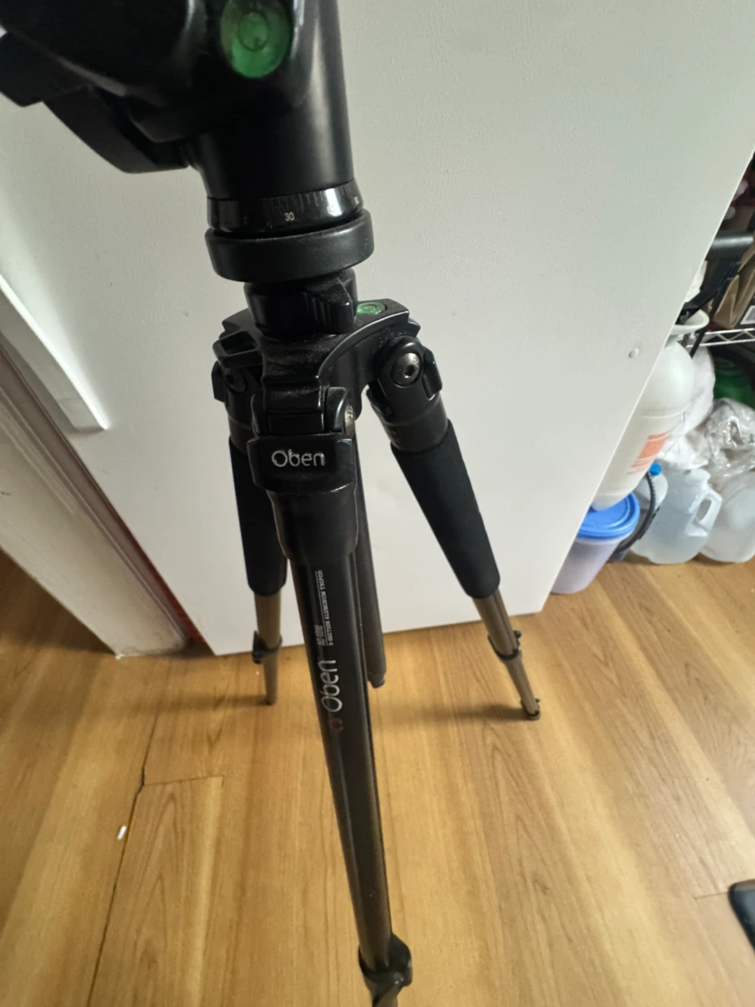 Oben Tripod