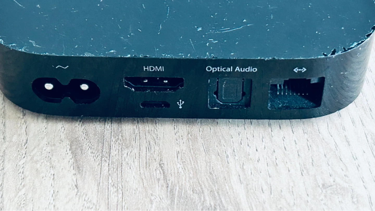 Apple TV 3rd Generation A1469 + Original Remote - photo 4