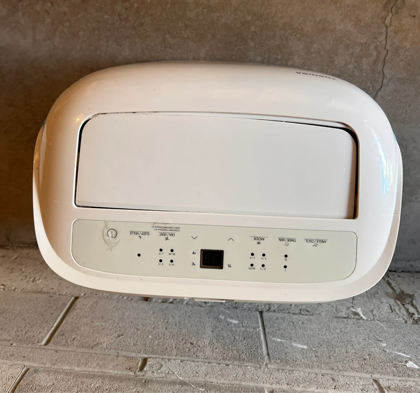 Toshiba Portable Air Conditioner - photo 5