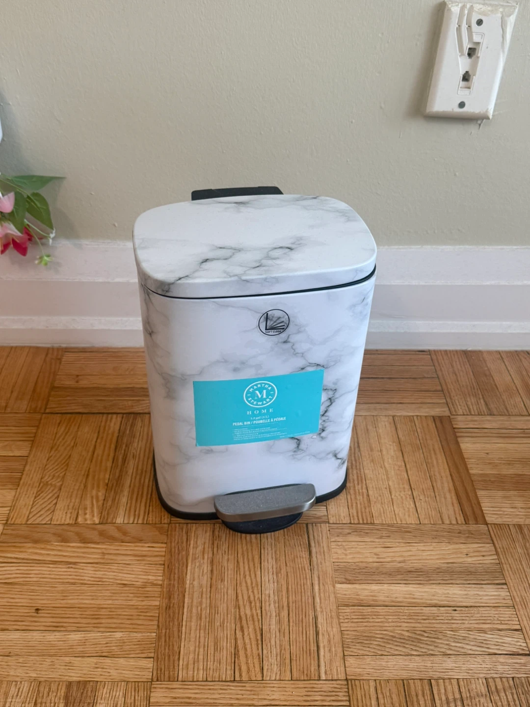 Step Can Waste Bin
