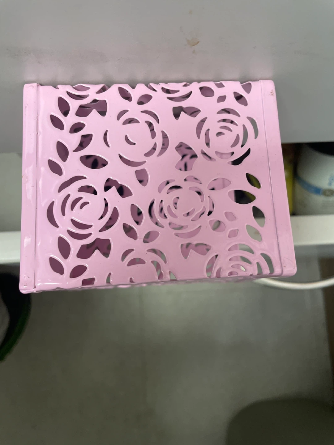 ⚽️ Pink Floral Metal Organizer Basket