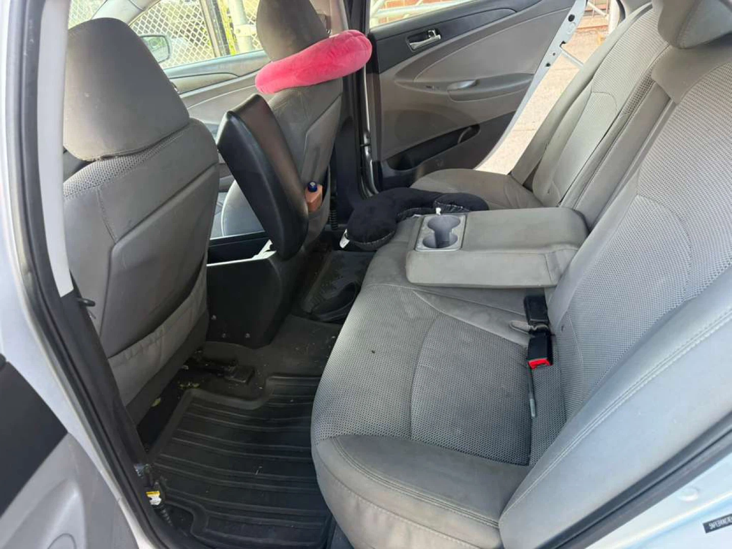 Silver Hyundai Sonata Sedan - photo 2