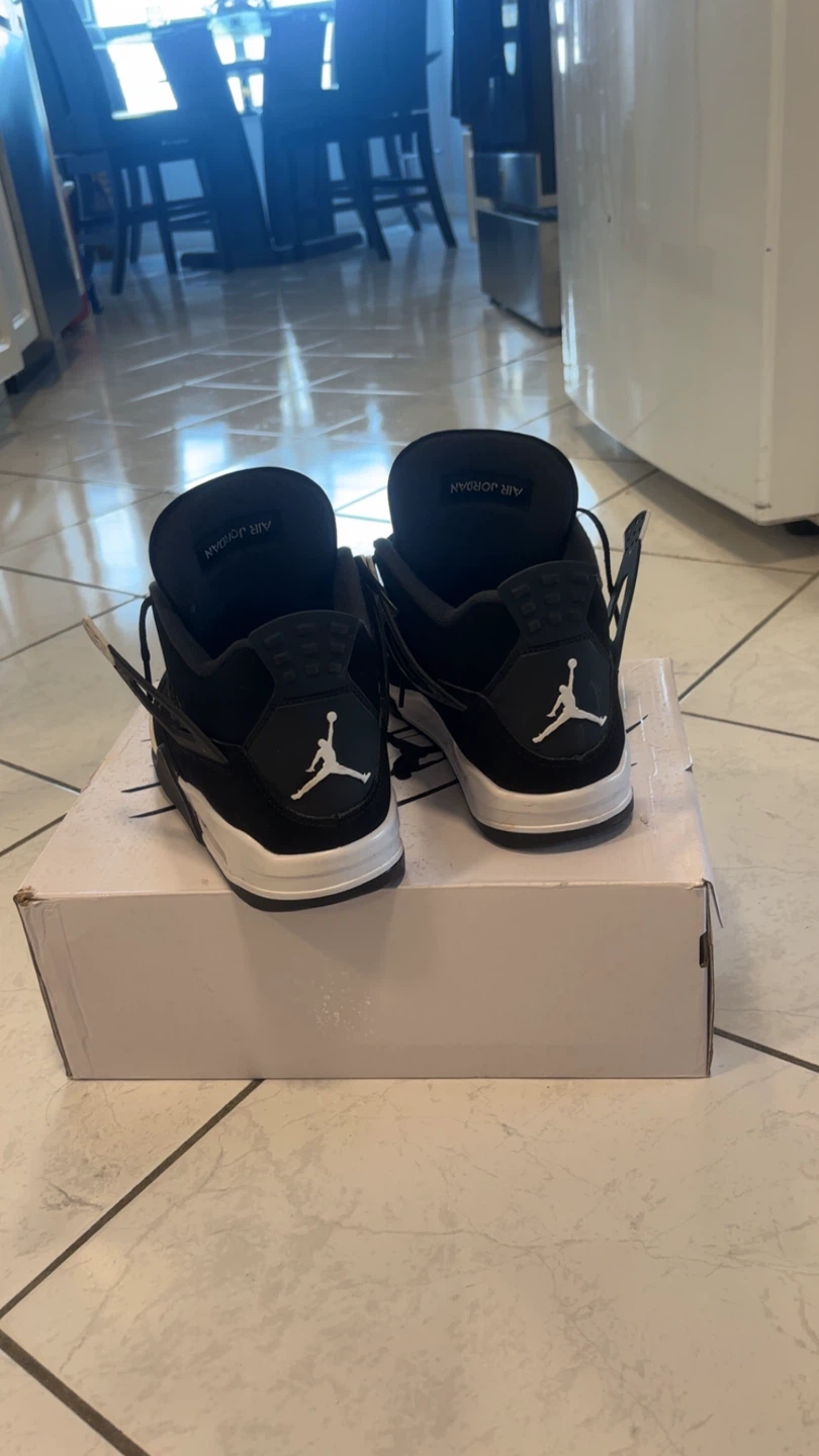 Air Jordan 4 White Thunders US Men's 10 - photo 2