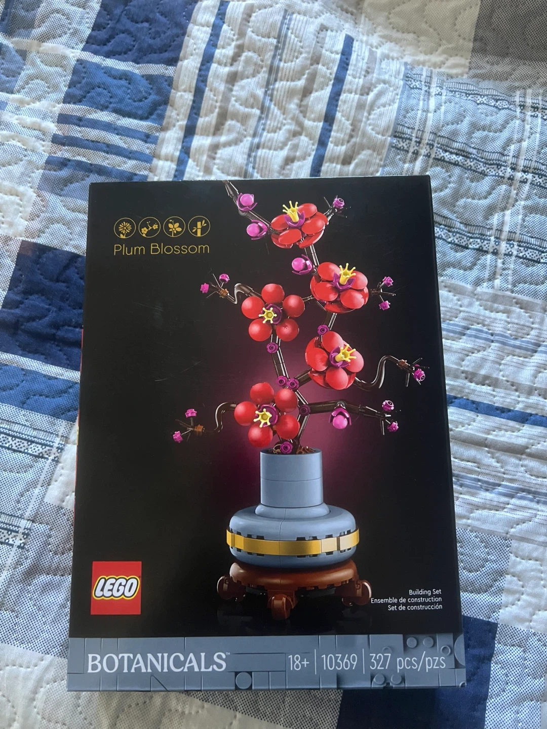 LEGO Plum Blossom Building Set