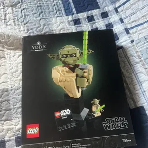 LEGO Star Wars Yoda Building Set