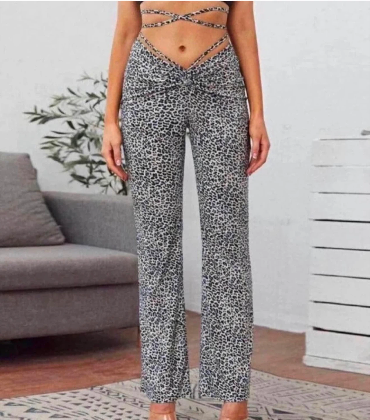 ⚽️New Leopard Print Pants size small