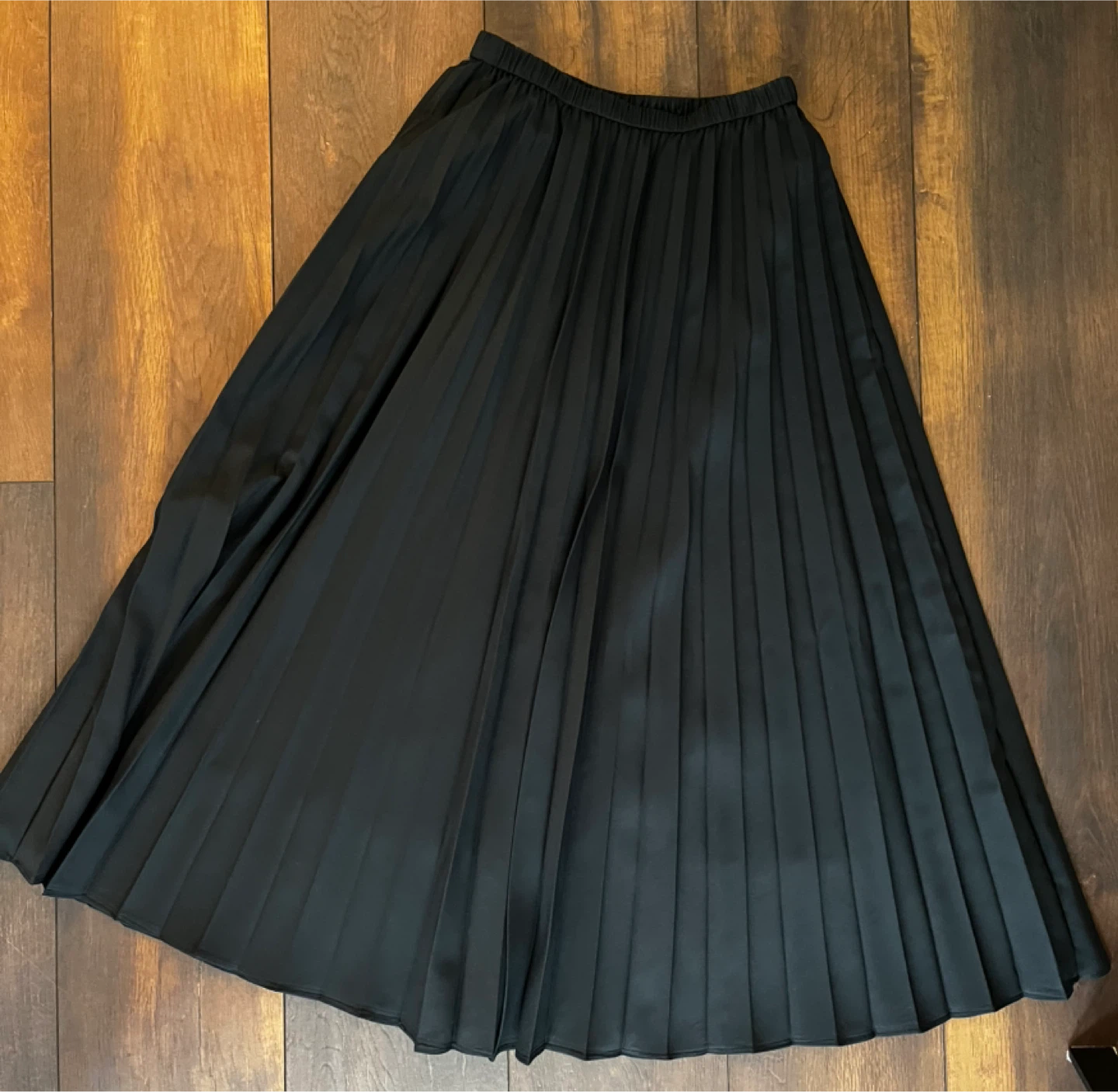 UNIQLO Navy Blue Midi Pleated Skirt (XS) - photo 2