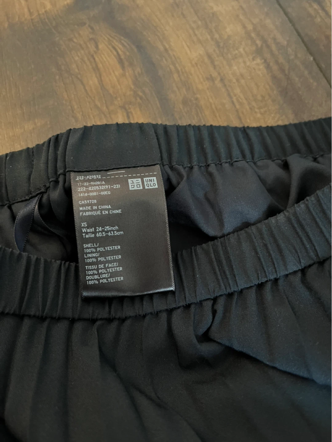 UNIQLO Navy Blue Midi Pleated Skirt (XS) - photo 3