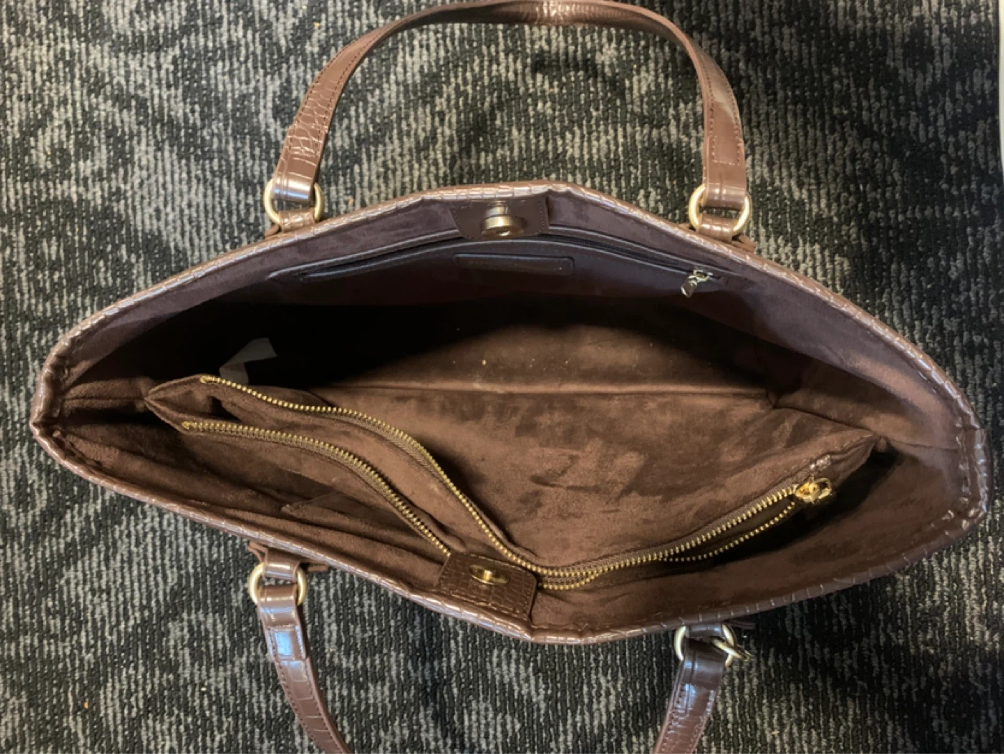 Betsey Johnson Brown Tote Bag with Skull Charm - photo 3